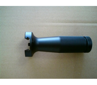 ROČAJ ZA AR-15, ALU, ZA PICATINNY TRAČNICO 